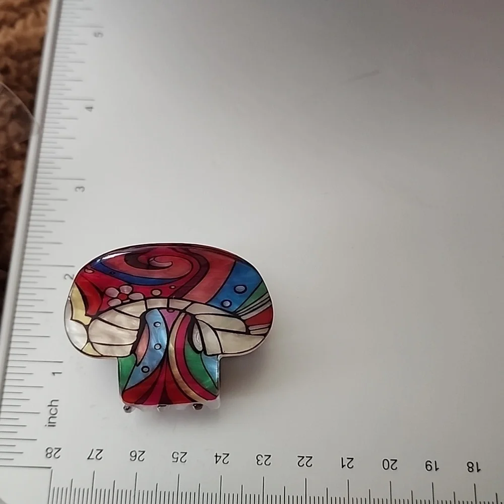 HIPPIE mushroom Hair Claw Limited  Quanity